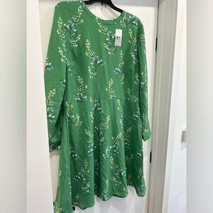 Loft NWT Green Floral Print Dress. Size 16. New with tags.